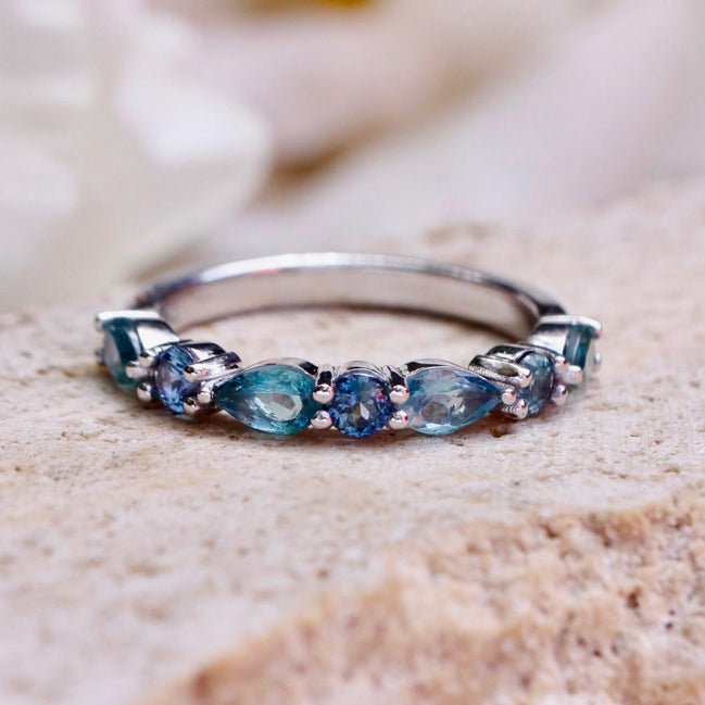 Arnhem Horizon Rings
